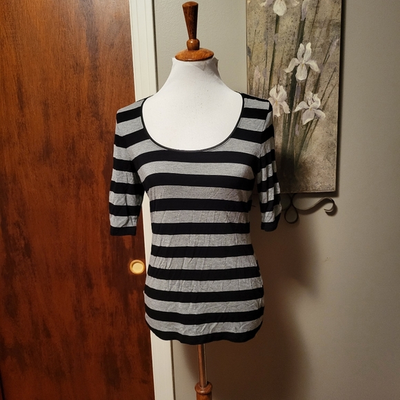 WHBM Gray White Stripe Top Tee Small Knit